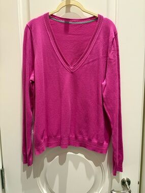 Boden Fuchsia V-Neck Sweater